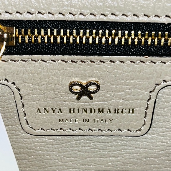 Anya Hindmarch: No Phones No Mobiles Patch Shoulder Tote Bag - Picture 13 of 16